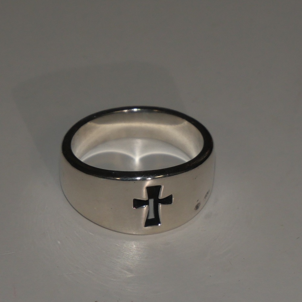 James Avery